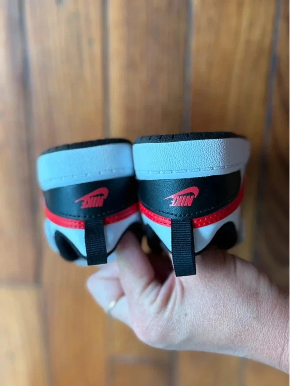 3C Baby Nikes NEW White Black Red